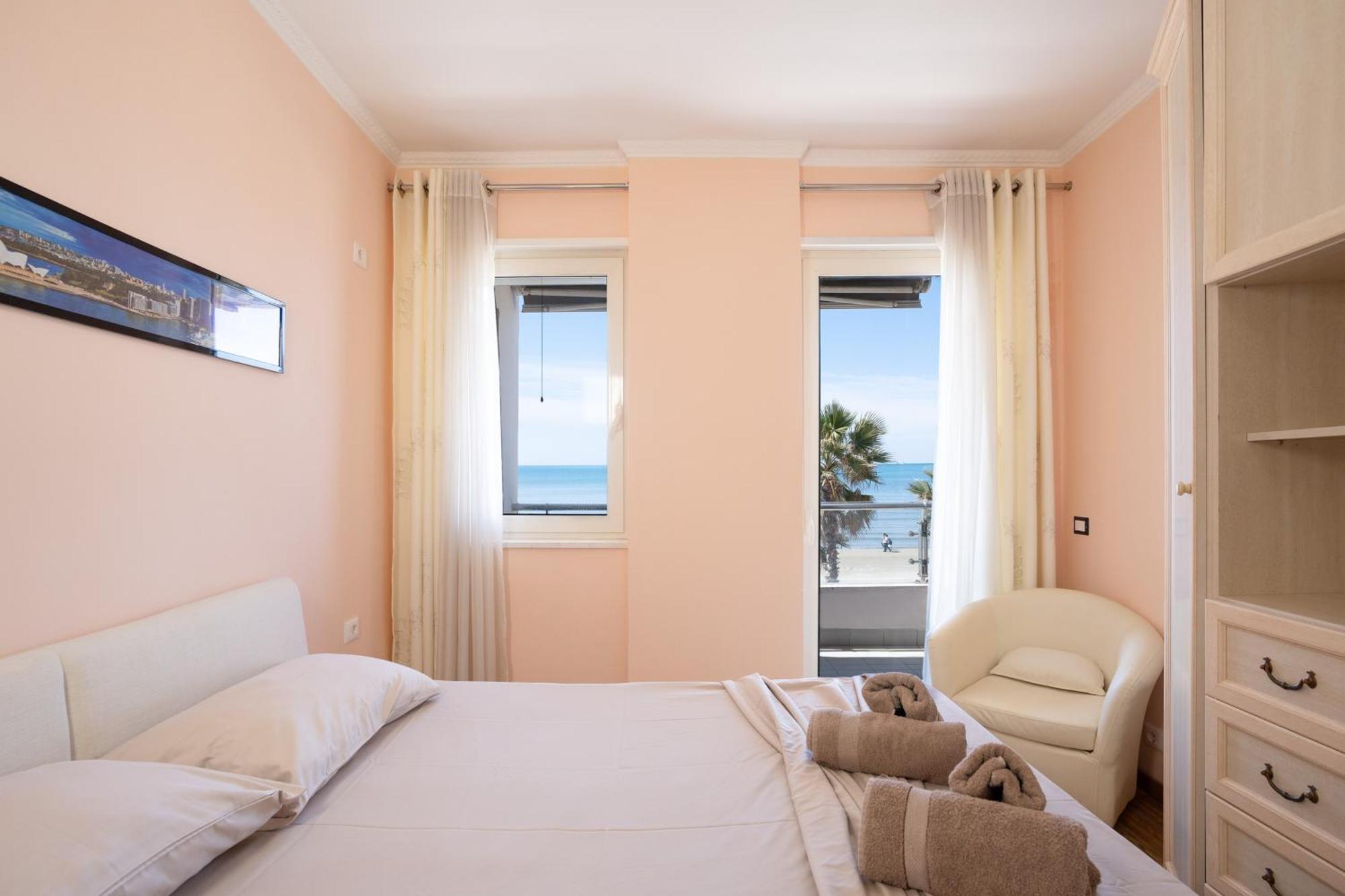 Sea View-Apartment On The Beach - Durrs2 Durrës Zewnętrze zdjęcie
