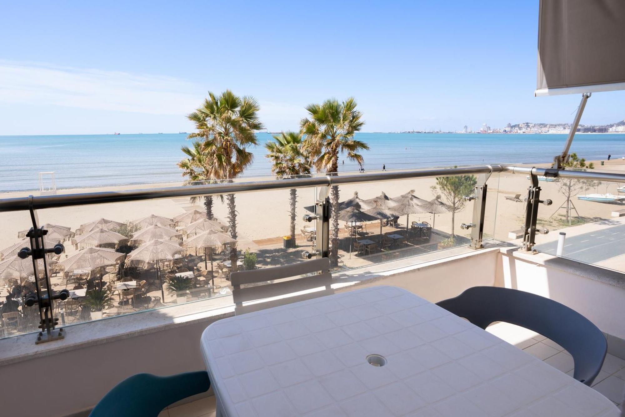 Sea View-Apartment On The Beach - Durrs2 Durrës Zewnętrze zdjęcie
